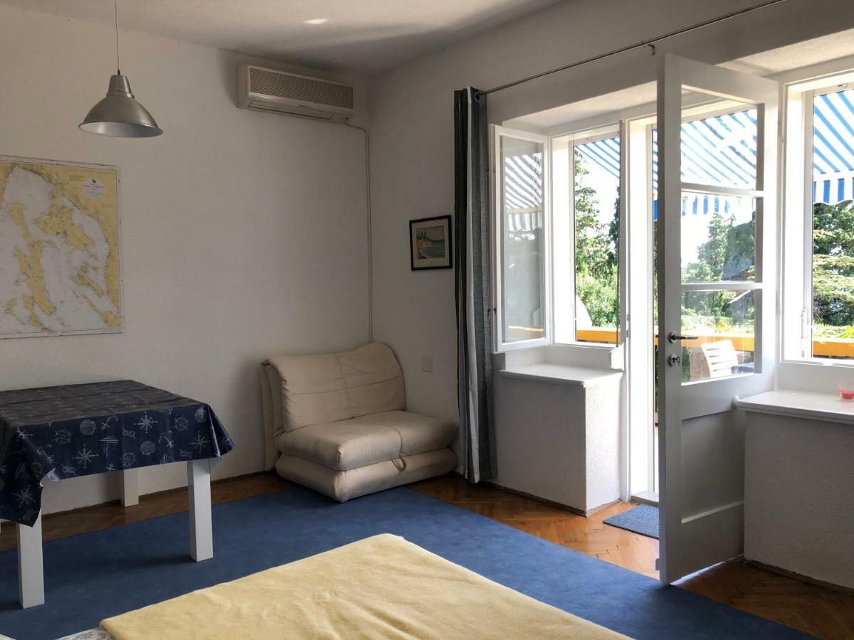 Apartment Lela 诺维·维诺多尔斯基 外观 照片